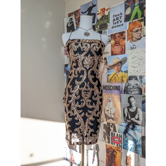 Lace Up Backless Sequin Dress - Picture 2 of 6